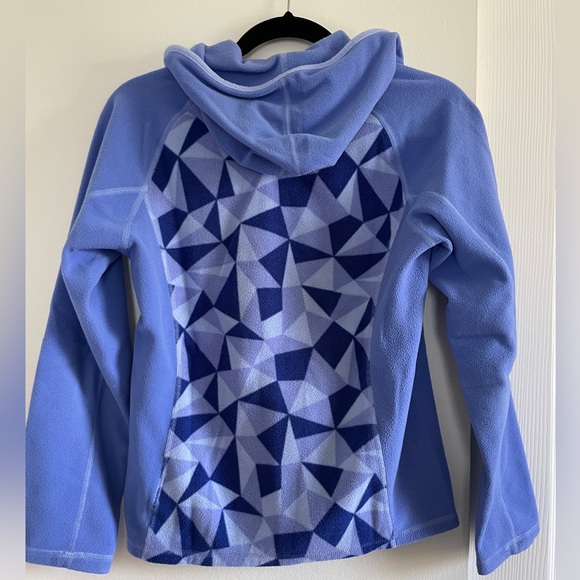 North Face Girls Fleece Jacket with Geometric Patterns - Picture 3 of 5